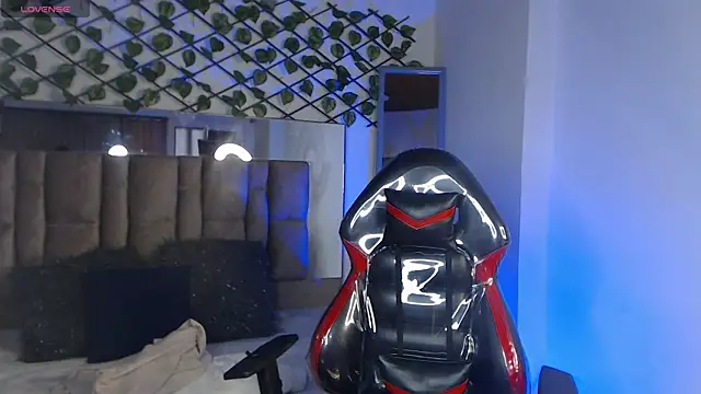 Snapshot of samycollens chatting on October 18, 12:06 pm samycollens online show from October 18, 12:06 pm