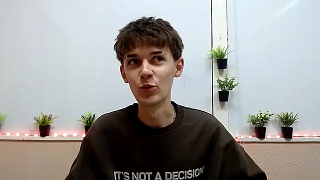 Snapshot of Hoot_Dude_ chatting on October 28, 2:31 pm Hoot Dude online show from October 28, 2:31 pm