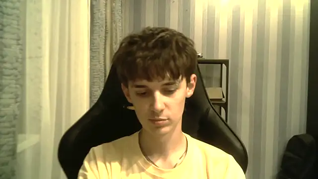 Snapshot of Hoot_Dude_ chatting on November 26, 3:13 pm Hoot Dude online show from November 26, 3:13 pm