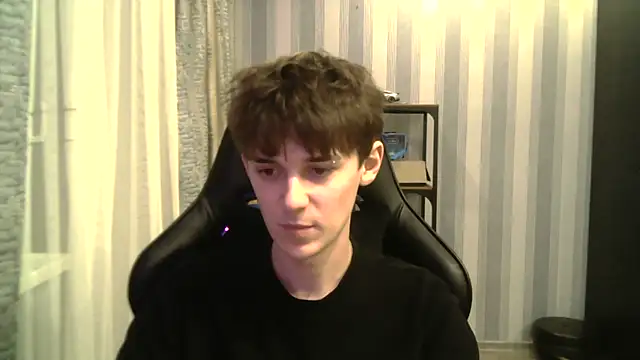 Snapshot of Hoot_Dude_ chatting on November 27, 3:14 pm Hoot Dude online show from November 27, 3:14 pm