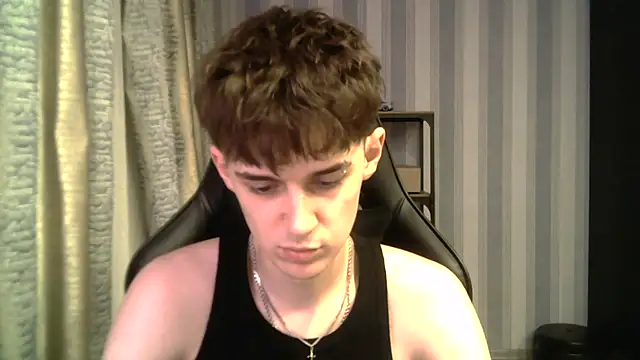 Snapshot of Hoot_Dude_ chatting on December 15, 3:16 pm Hoot Dude online show from December 15, 3:16 pm