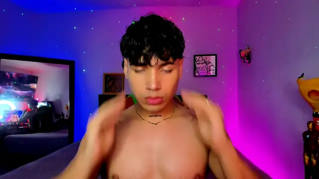 Adams Collins online show from January 9, 11:28 pm