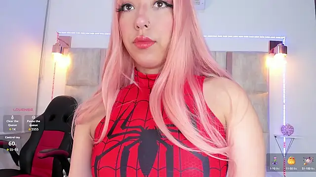 emily  walker online show from October 8, 12:58 pm