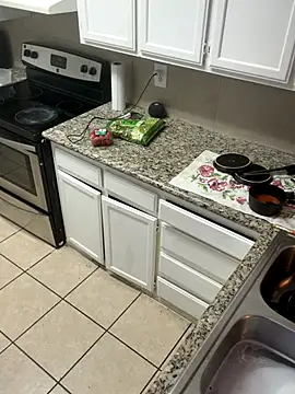 Snapshot of YeahhhitsBreezy chatting on October 25, 12:07 am YeahhhitsBreezy online show from October 25, 12:07 am