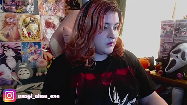 Snapshot of HairyDomme chatting on October 2, 6:04 pm HairyDomme online show from October 2, 6:04 pm