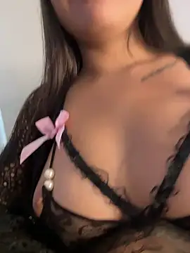 Samantha Hans online show from February 3, 8:25 pm