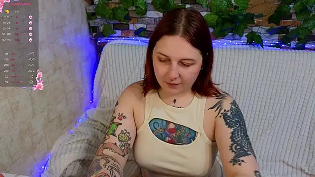 Snapshot of Belinda_Starlight chatting on October 11, 11:42 am Belinda Starlight online show from October 11, 11:42 am