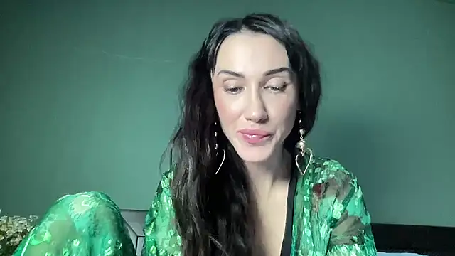 Snapshot of Zariveth chatting on October 30, 2:02 am Zariveth online show from October 30, 2:02 am