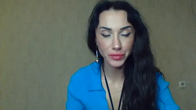 Snapshot of Zariveth chatting on November 7, 9:26 pm Zariveth online show from November 7, 9:26 pm