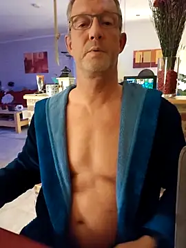 TommyTom76 online show from October 7, 9:23 pm