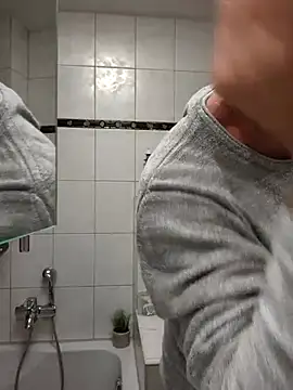 TommyTom76 online show from October 24, 8:33 am