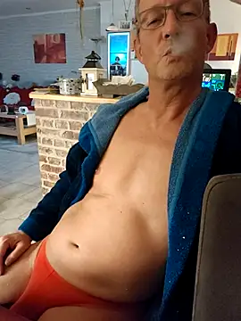 TommyTom76 online show from November 8, 11:47 pm