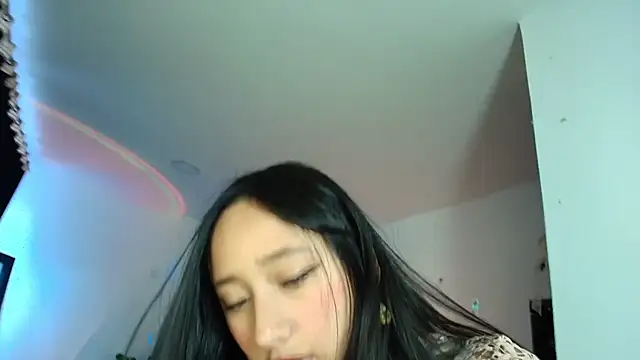 Hinata 21  online show from June 26, 8:24 pm
