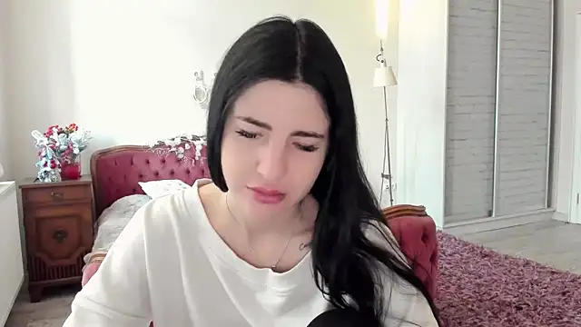 Malibu J online show from December 16, 7:13 am