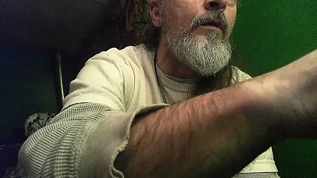 HippieDad333 online show from January 5, 11:19 pm