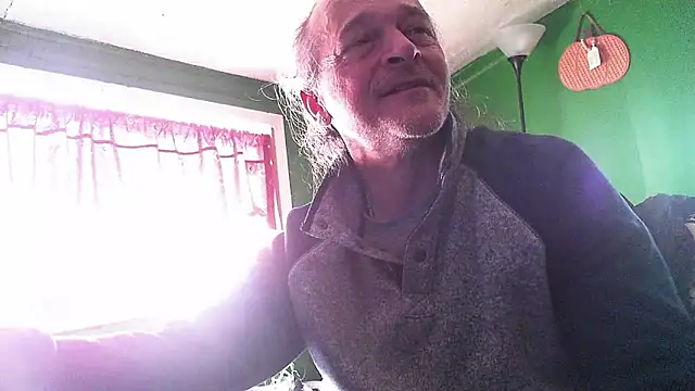 HippieDad333 online show from January 31, 7:11 pm