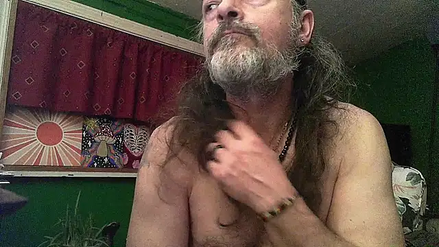 HippieDad333 online show from March 26, 12:06 am