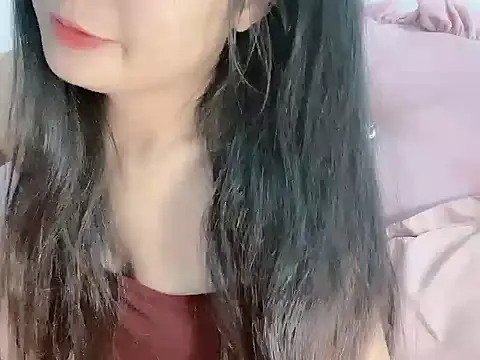 Snapshot of Lie_liee chatting on May 17, 10:39 pm Lie liee online show from May 17, 10:39 pm