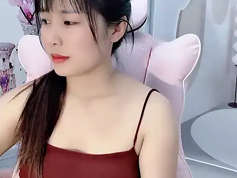Snapshot of Lie_liee chatting on July 15, 8:30 am Lie liee online show from July 15, 8:30 am