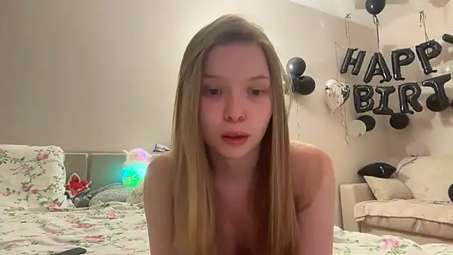 Snapshot of CandysRose chatting on March 20, 8:46 pm CandysRose online show from March 20, 8:46 pm