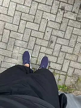 herinhos38 online show from February 3, 4:34 pm