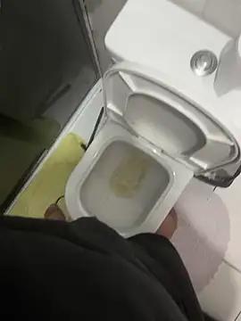 herinhos38 online show from February 8, 10:24 pm