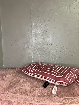 Bellabootie online show from February 22, 8:29 pm