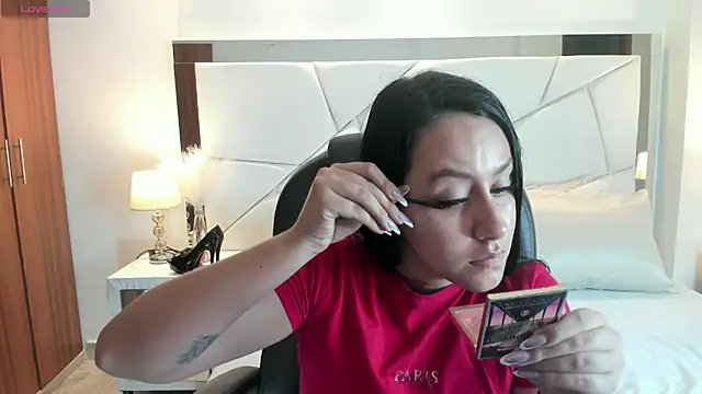 Natasha Kiim  online show from May 3, 3:23 am