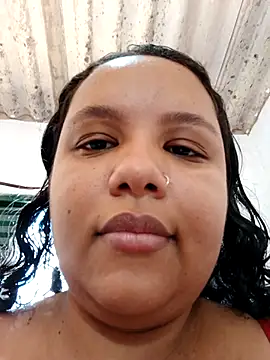 Snapshot of EggedGrowth chatting on October 24, 2:46 pm EggedGrowth online show from October 24, 2:46 pm