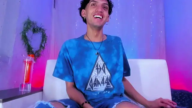 Snapshot of josesweet_ chatting on September 29, 7:08 pm josesweet  online show from September 29, 7:08 pm