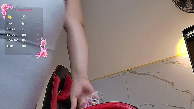 Nina Rouge7 online show from December 14, 1:16 pm