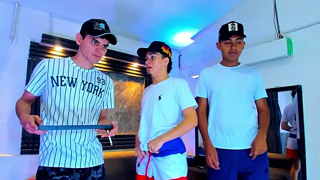 liam coleman25 online show from November 15, 4:32 am