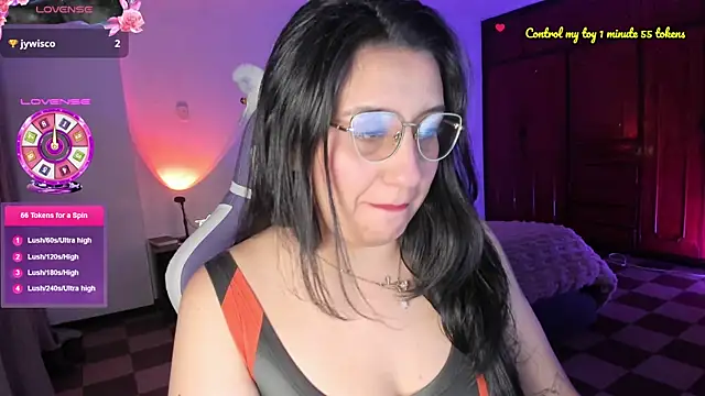 tellmemaddie online show from June 17, 11:05 pm