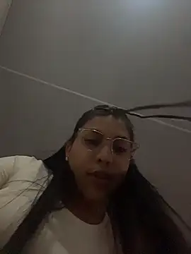 kloe28 online show from November 5, 3:39 am