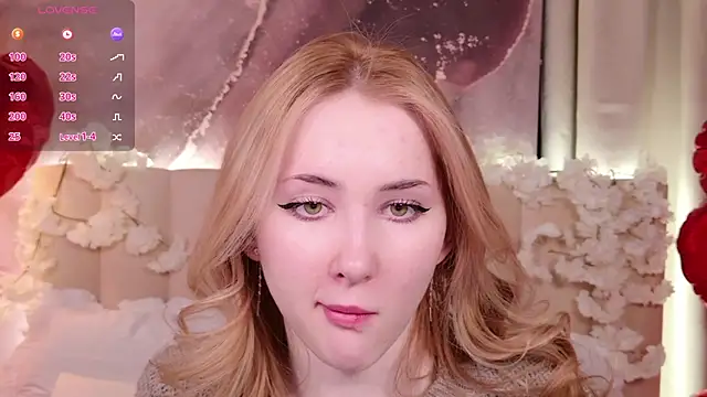 Snapshot of LiraKink chatting on February 5, 3:22 am LiraKink online show from February 5, 3:22 am