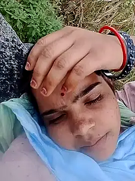 Snapshot of Cuty_nensi chatting on October 8, 8:01 am Cuty nensi online show from October 8, 8:01 am