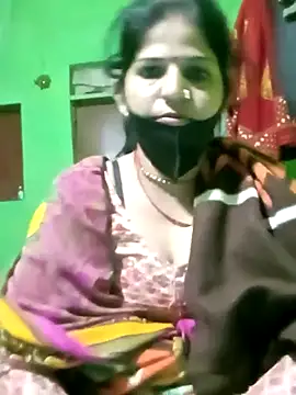 Snapshot of Cuty_nensi chatting on October 28, 1:58 pm Cuty nensi online show from October 28, 1:58 pm