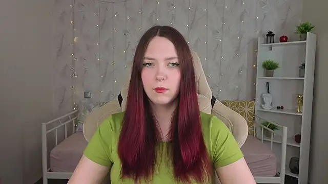 Snapshot of Monica__Queen chatting on May 19, 5:25 am Monica Queen online show from May 19, 5:25 am