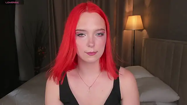 Snapshot of Monica__Queen chatting on June 11, 5:27 am Monica Queen online show from June 11, 5:27 am