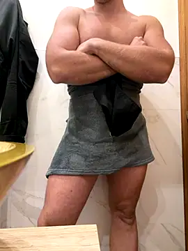 Italianofirenze online show from November 20, 11:37 pm