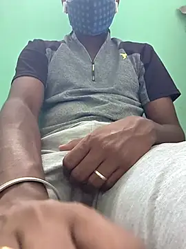 Snapshot of handsome_blg_tam chatting on October 23, 4:56 am handsome blg tam online show from October 23, 4:56 am