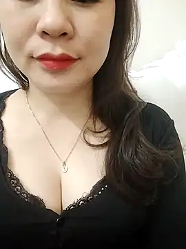 Girl Shy2000 online show from February 18, 2:40 am