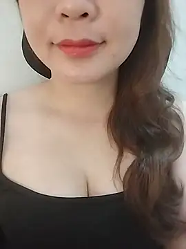 Snapshot of Girl_Shy2000 chatting on June 3, 1:19 am Girl Shy2000 online show from June 3, 1:19 am