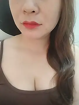 Snapshot of Girl_Shy2000 chatting on June 12, 3:27 am Girl Shy2000 online show from June 12, 3:27 am