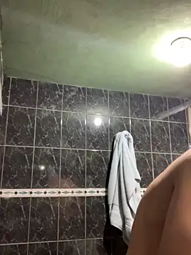 Snapshot of Moisesjrtapia chatting on September 27, 10:04 pm Moisesjrtapia online show from September 27, 10:04 pm