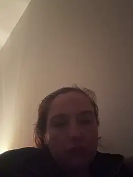 Snapshot of Eleanorxx chatting on October 27, 8:24 pm Eleanorxx online show from October 27, 8:24 pm