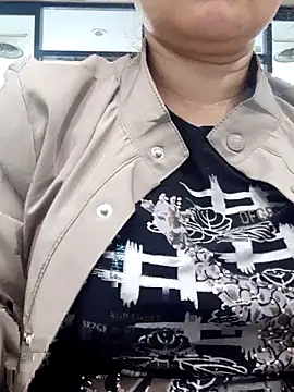 Kimkhaepretty online show from November 21, 3:38 am