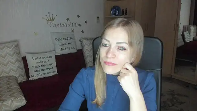 Tiffany Bates online show from October 6, 3:26 am