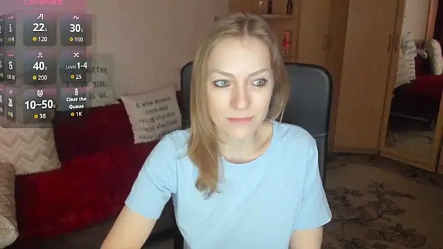 Tiffany Bates online show from May 12, 10:45 am