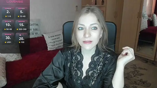 Tiffany Bates online show from May 14, 2:51 am